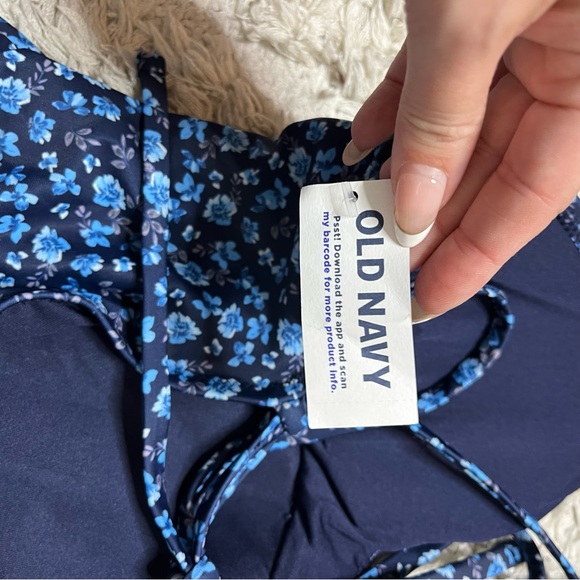 Old Navy floral one piece swimsuit - Picture 8 of 8